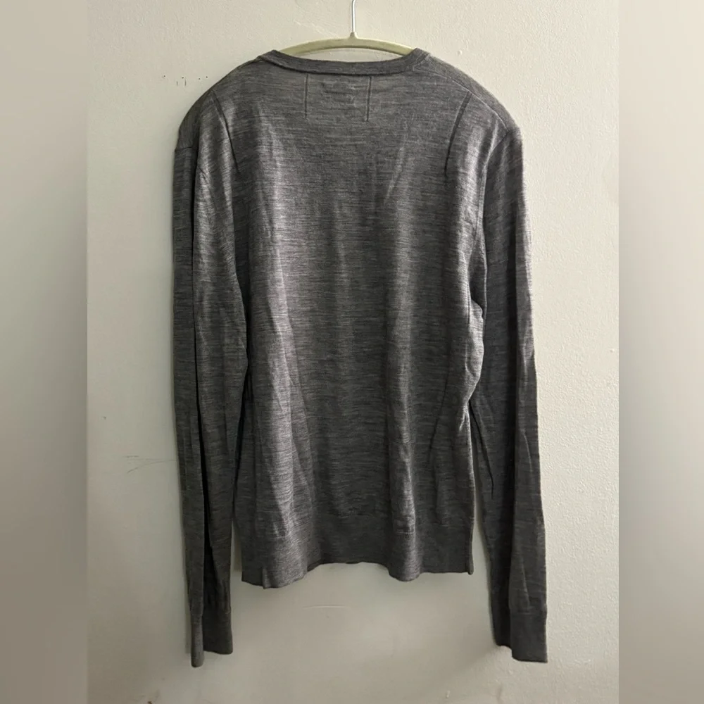 AllSaints Men’s Mode Merino Wool V-Neck Ramskull Sweater‎ Gray XXL